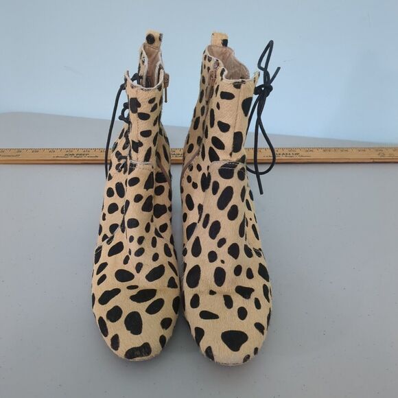 Matisse Ankle Boots Womens 8.5 Animal Print Calf Hair Kristall Side Lace… - Picture 1 of 4